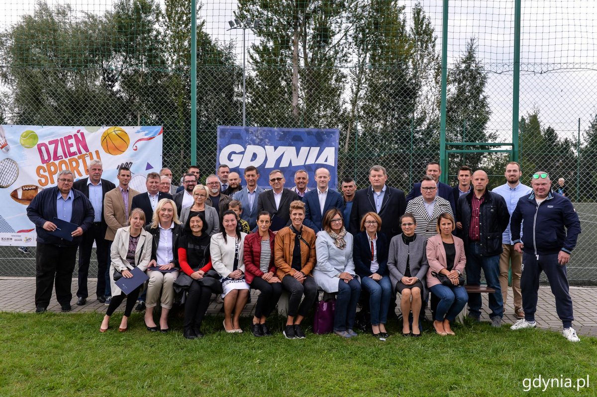 Opis alternatywny uzytkownicy/galeriagdynia@gmail.com/2017-09-09 UMOWY ZE SZKOLAMI , ORLIKI - PS/GDY170909PS_036.jpg