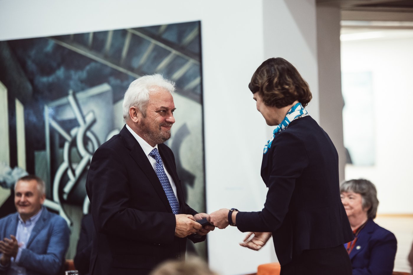Prof. Bogdan Wojciszke odznaczony medalem Civitas e Mari // mat.prasowe Uniwersytetu SWPS