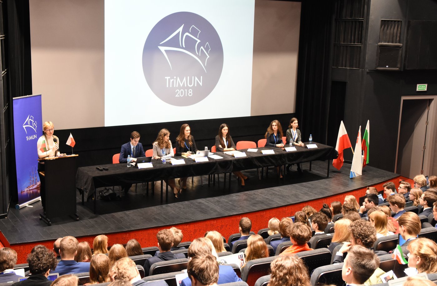 Młodzi debatują w Gdyni o problemach współczesnego świata