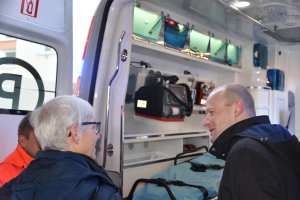 Przekazanie nowego ambulansu // fot. Jan Ziarnicki