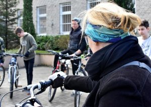 Kampania „Rowerowy Maj” rozpoczyna się w Gdyni od lekcji bezpiecznej jazdy po miejskiej przestrzeni, fot. Kamil Złoch