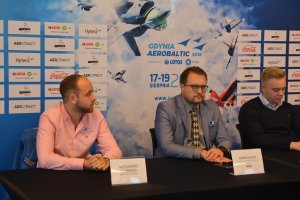 Wielki powrót pokazów lotniczych Gdynia AEROBALTIC 2018, fot. gdyniasport.pl