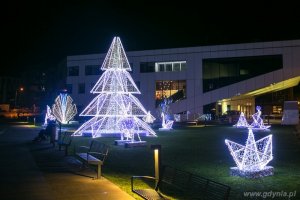 Świąteczne iluminacje na placu Grunwaldzkim // fot. Karol Stańczak