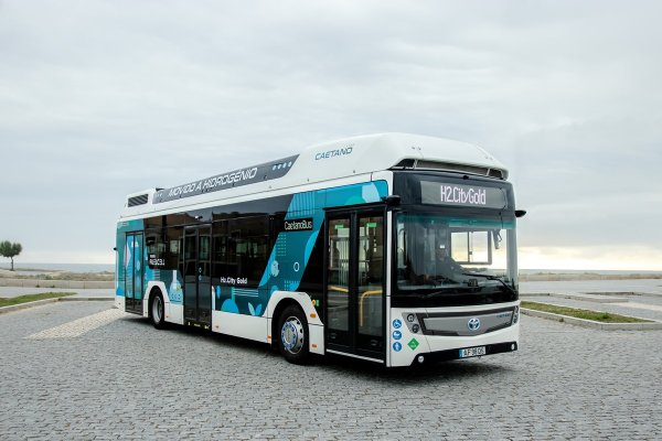 Autobus wodorowy na testach w Gdyni 
