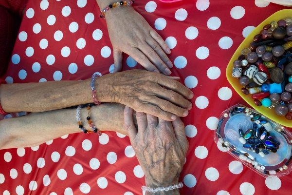Opieka i aktywizacja - dwa filary gdyńskiego systemu wsparcia seniorów