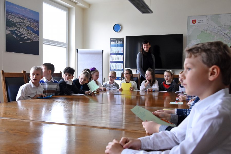 Uczniowie odwiedzili prezydenta Gdyni Wojciecha Szczurka, fot. Michał Kowalski