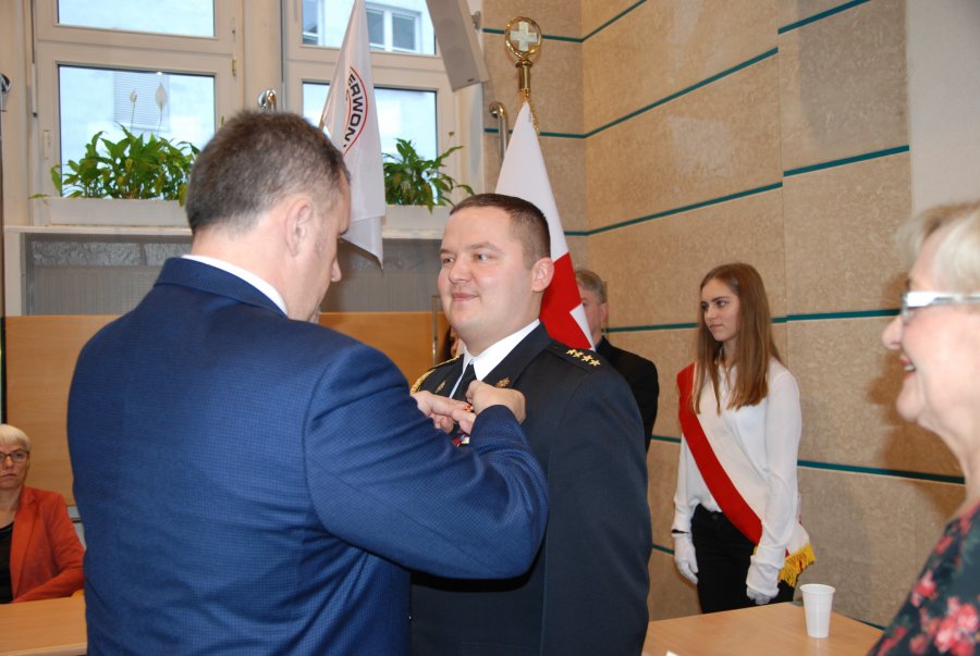 Odznaczeniem „Zasłużonego dla krwiodawstwa w Gdyni” nadawanego przez Kapitułę – Zarząd Rejonowy PCK w Gdyni, wyróżniony został Paweł Buczko.
