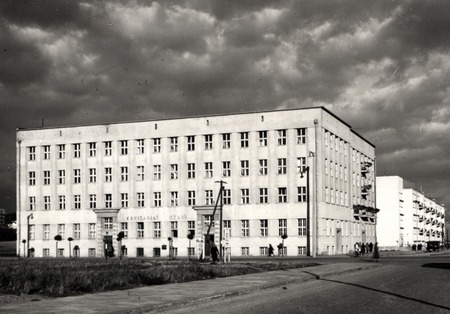 Budynek Komisariatu Rządu - skrzydło zbudowane w 1930 r.
