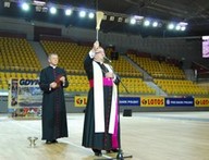 otwarcie Hali Sportowo-Widowiskowej -halę poświęcił Metropolita Gdański arcybiskup Sławoj Leszek Głódź; fot.: Dorota Nelke