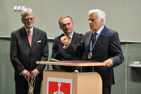 Uroczystość wręczenia Jerzemu Buzkowi Honorowego Obywatelstwa Gdyni, fot.: Dorota Nelke