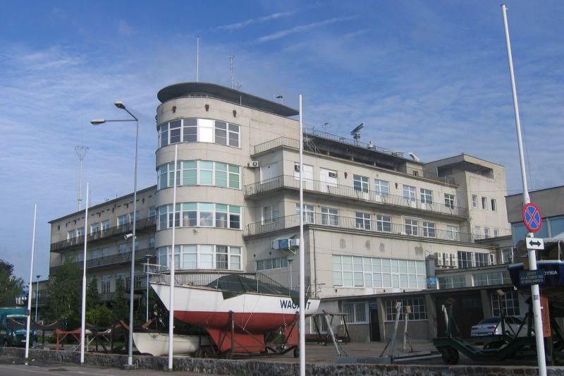 Dom Żeglarza Polskiego, ob. Akademia Morska, al. Jana Pawła II 3,1937-1947 r.,proj. arch. Bohdan Damięcki