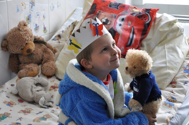 Prezydent Gdyni Wojciech Szczurek z okazji Dnia Dziecka odwiedził dzieci w gdyńskim szpitalu, fot. Dorota Nelke