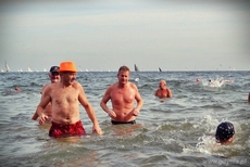 Gdyńskie Morsy rozpoczęły sezon kąpielowy, fot. Stowarzyszenie Morsy Gdyńskie im. Jana Bobczyka