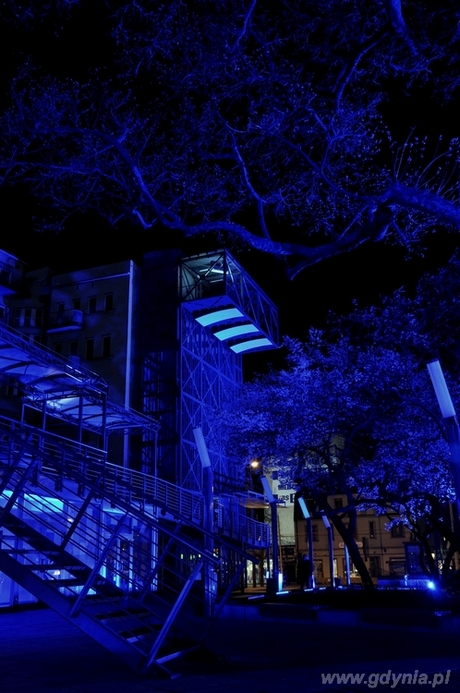 Na kolor niebieski podświetlony został Gdynia InfoBox, fot. Mateusz Skowronek