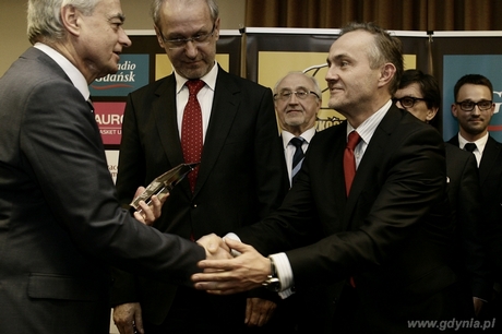 Prezydent Wojciech Szczurek otrzymał nagrodę Basket Partner 2014, fot. Wojciech Figurski/058sport.pl
