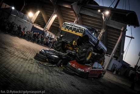 Monster Trucki na Stadionie Narodowym w Rugby, fot. Dariusz Rybacki GOSiR