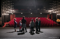 Rodzinne spacery teatralne w Teatrze Miejskim w Gdyni, fot. Karol Stańczak