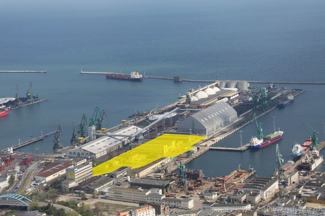 Działka oznaczona kolorem żółtym przy ul. Waszyngtona 1 zakupiona przez Zarząd Morskiego Portu Gdynia, fot. T.Urbaniak/ZMPG-a S.A.