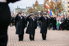 Dowództwo Marynarki wojennej RP składa hołd pod Płytą Marynarza Polskiego, fot. Karol Stańczak