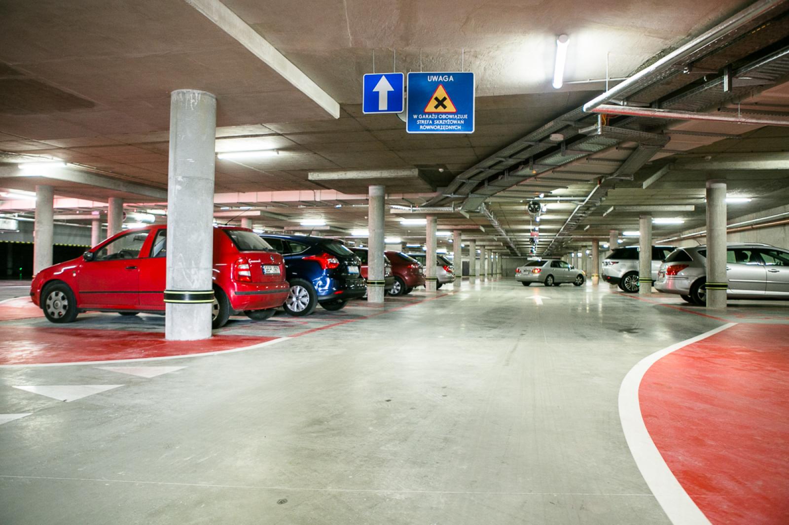 Parking pod Placem Grunwaldzkim 2