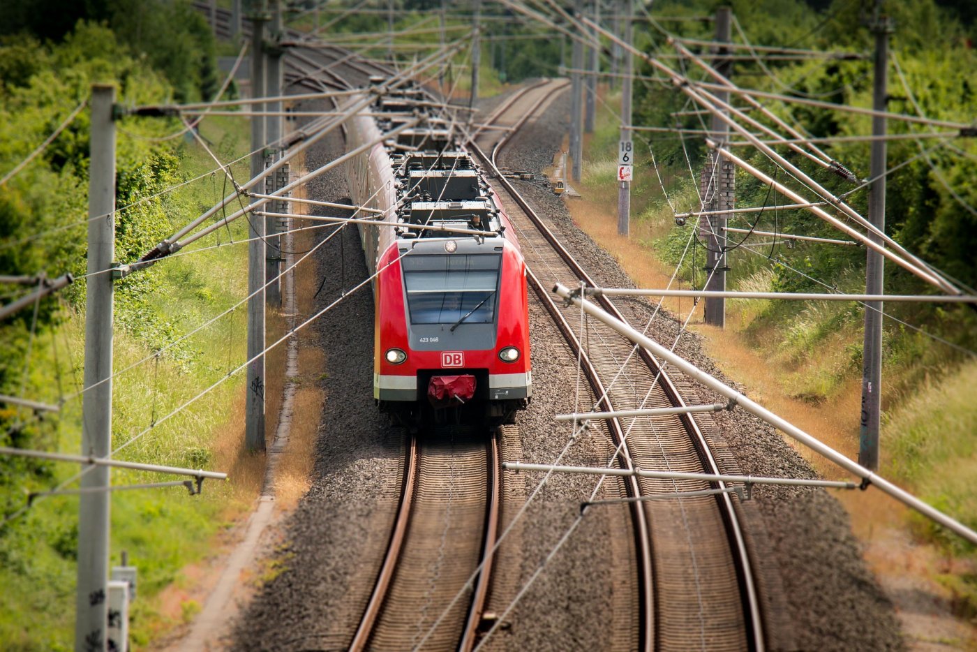 Czy wybrana zostanie oferta Newagu za 127 920 000 zł brutto, czy też Fabryki Pojazdów Szynowych H. Cegielski za 120 244 800 zł brutto? Zdjęcie ilustracyjne, fot. Pixabay