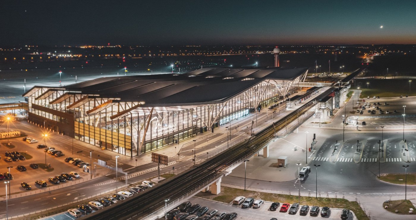  Port Lotniczy Gdańsk zdobył tytuł najlepszego portu lotniczego w Polsce w tegorocznej edycji AirHelp Score (fot. Port Lotniczy Gdańsk)