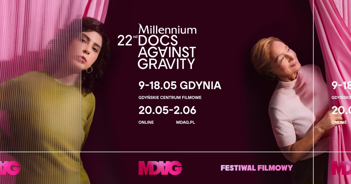 Na plakacie 22. Millennium Docs Against Gravity dwie wolontariuszki: Anna Starzewska i Zofia Mańkowska