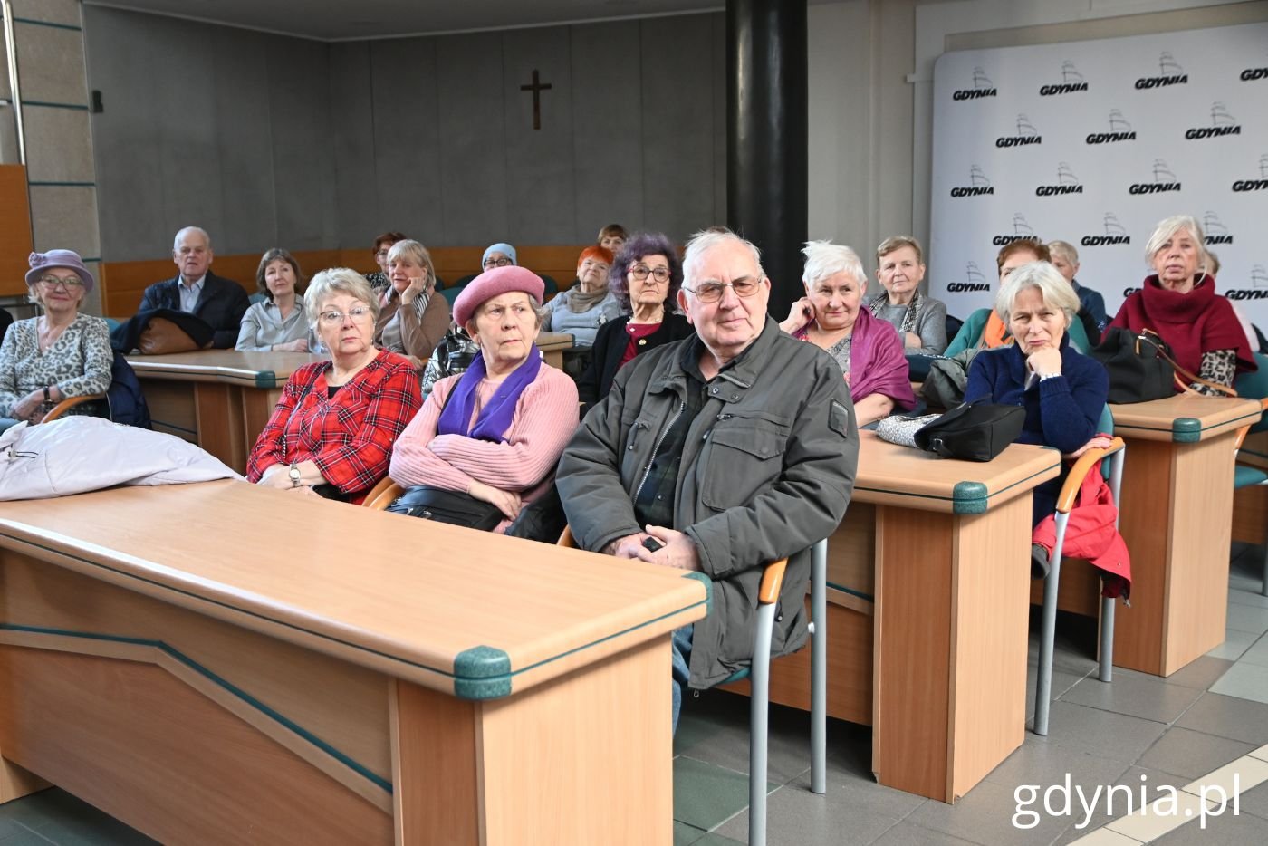 Seniorzy w Urzędzie Miasta Gdyni (fot. Magdalena Starnawska)