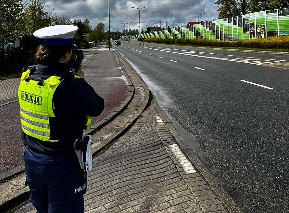 Trwają wzmożone kontrole policji na drogach, mające na celu poprawę bezpieczeństwa (fot. https://gdynia.policja.gov.pl)