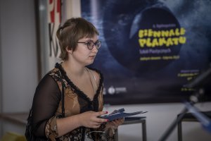 Laureatka biennale z nagrodą