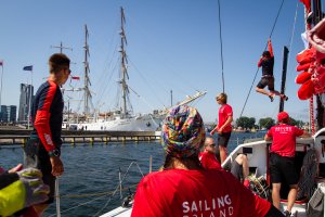 SZałoga jachtu VO65 Sailing Poland. Fot. Przemysław Kozłowski