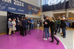 Konferencja zgromadziło liczne grono przedstawicieli prasy oraz gdyńskiego sportu (fot. Natalia Kawalerowicz)