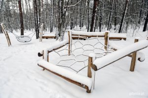 Przejście przez lasek od ul. Bosmańskiej do Żeglarzy w zimowej odsłonie