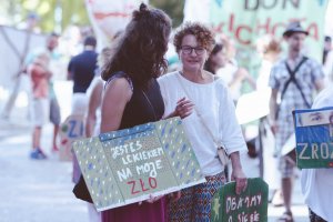 Na zdjęciu: Magdalena Czarzyńska-Jachim, prezydentka Sopotu podczas marszu (fot. Gaba Kucz)