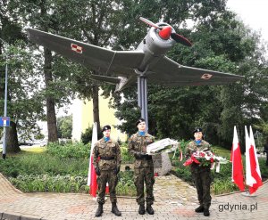 Uroczystość przemianowania fragmentu ulicy Ikara na Babich Dołach (fot. Małgorzata Kaliszewska)