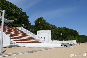 Twórcy Sceny Letniej w Orłowie zachęcają miłośników teatru do obejrzenia spektakli w nieco innej scenerii (fot. Magdalena Starnawska)