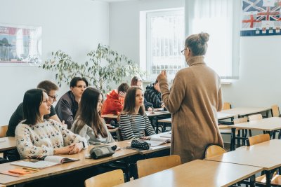 Dodatkowe godziny pomogą jeszcze lepej przygotować się do matury // fot. Filip Śmigielski