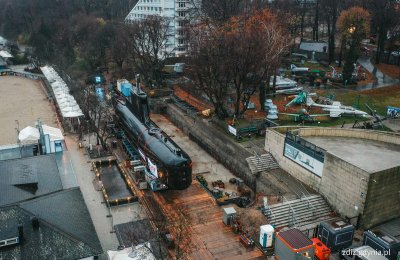 „Sokół” ustawiony przy niecce ekspozycyjnej na ekspozycji plenerowej Muzeum Marynarki Wojennej // fot. Marcin Mielewski