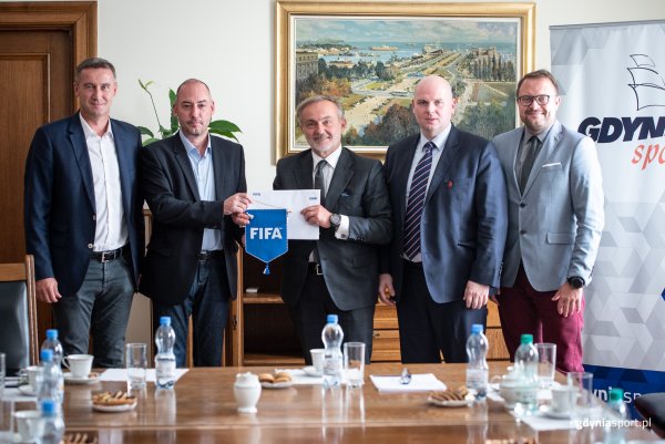 Delegacja FIFA i PZPN w Gdyni