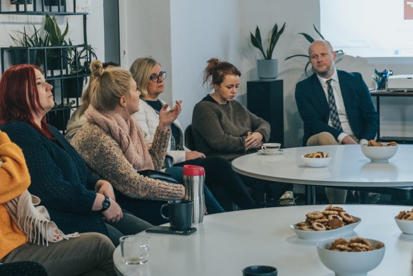  Gdynia rozwija wsparcie dla dzieci i młodzieży