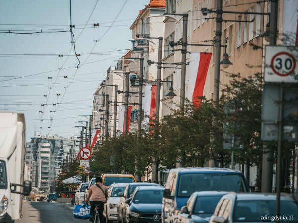 Wymieniamy źródło światła na bardziej energooszczędne 