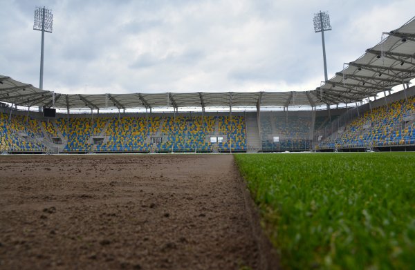 Rozpoczęła się wymiana murawy na Stadionie Miejskim w Gdyni