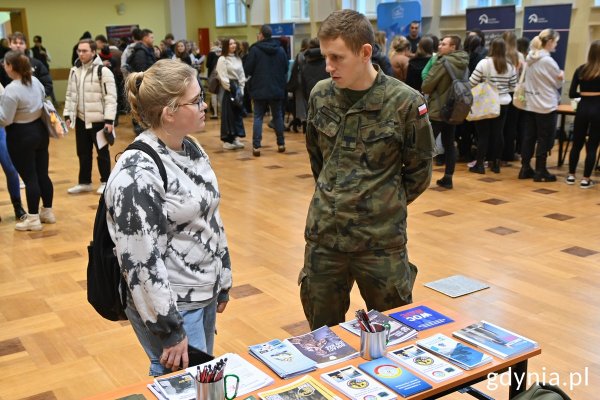 Akademickie Targi Pracy Służb Mundurowych. Bądź na bieżąco