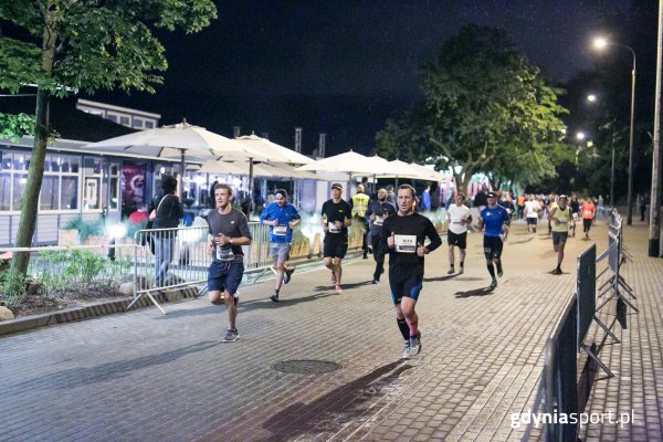 Prezentujemy medale Nocnego Biegu Świętojańskiego