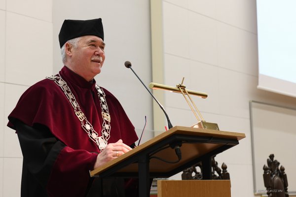 Wielki zaszczyt dla Akademii Marynarki Wojennej – prof. Jerzy Kojkoł z tytułem profesora! 