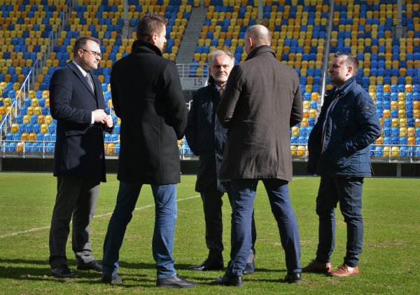 Murawa Stadionu Miejskiego w Gdyni zostanie wymieniona