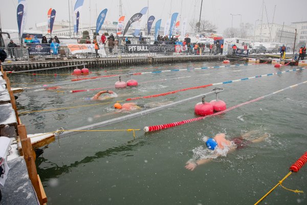 Dwa dni ekstremalnego pływania w marinie za nami