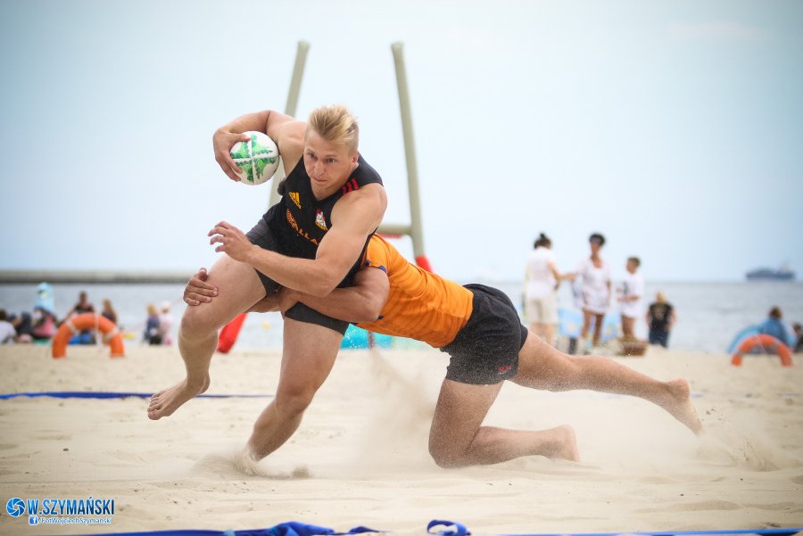 Turniej 1 v 1 w rugby na plaży za nami fot. Wojciech Szymański