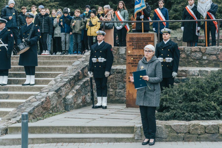 Joanna Zielińska, Przewodnicząca Rady Miasta pod tablicą