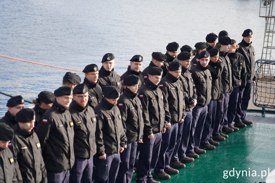 Studenci na pokładzie ORP „Wodnik”